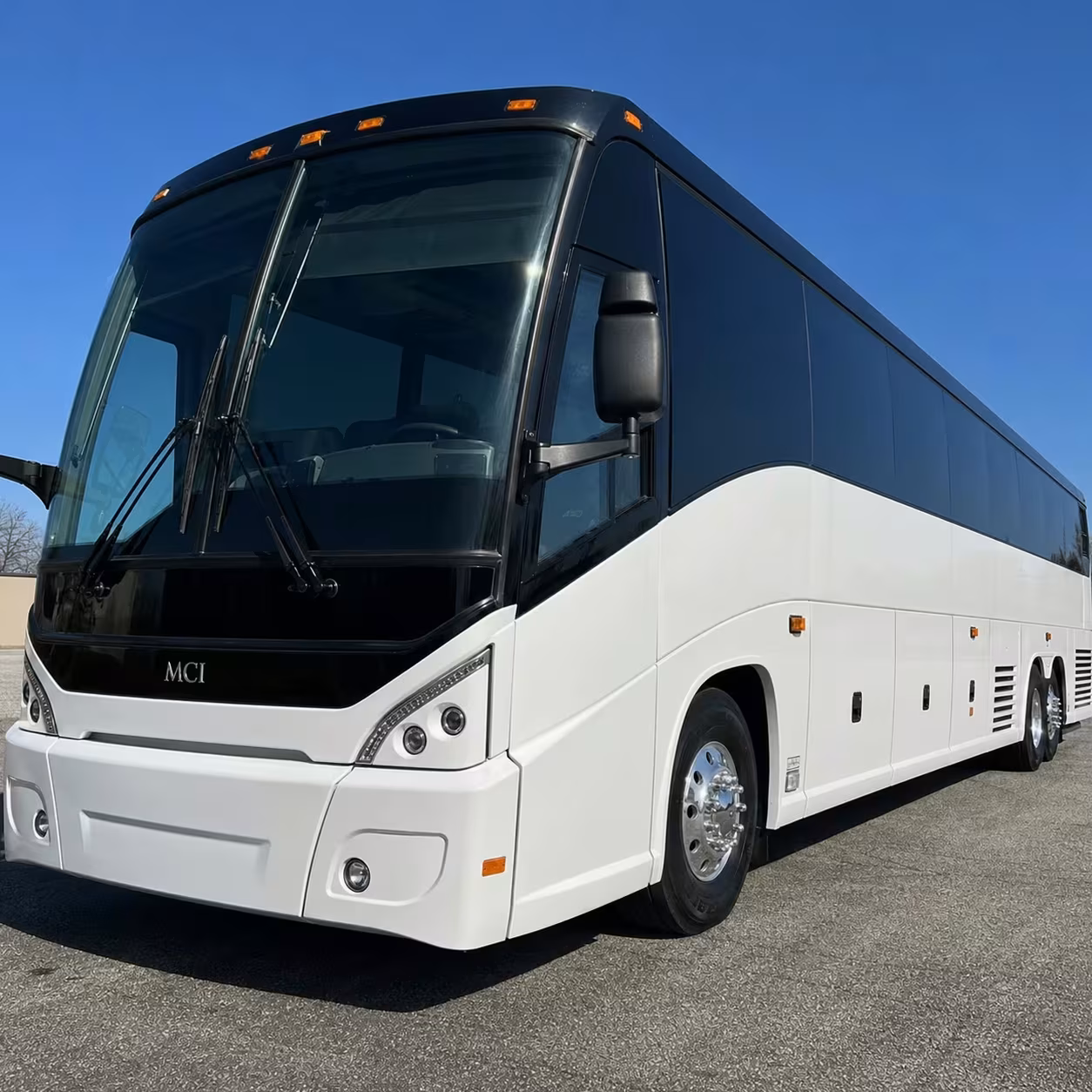 pompano beach bus rentals to miami international airport
